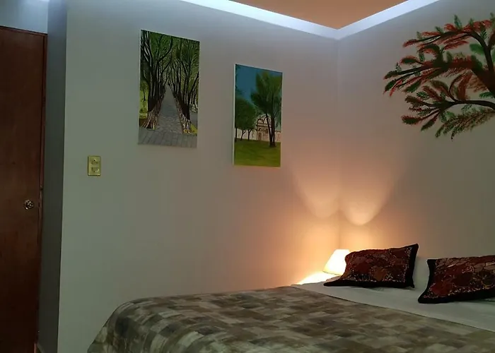 Guest house 36b Calle General Fco. Molinos Del Campo