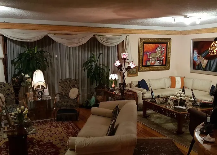 Guest house 36b Calle General Fco. Molinos Del Campo *